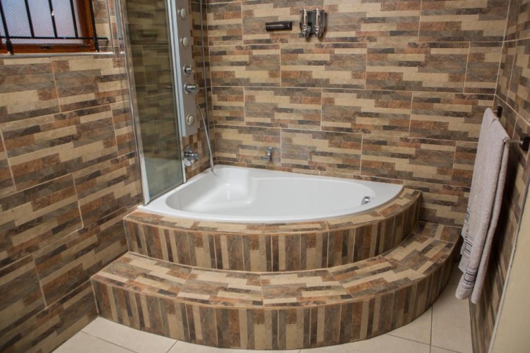 Deluxe Double Suite