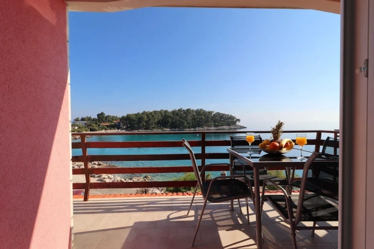 2 Bedrooms Apartment with balcony