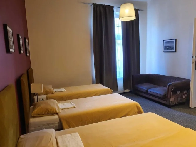 Superior Quadruple room with city view