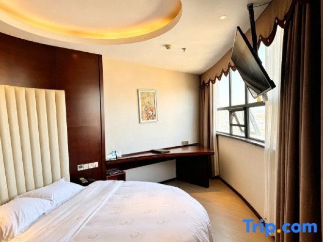 Deluxe Double Family room