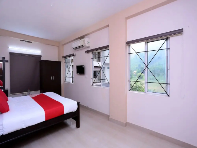 OYO 12964 Homelinks