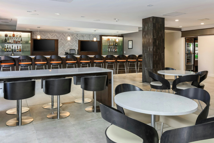 DoubleTree by Hilton Hotel Atlanta Airport photo 19