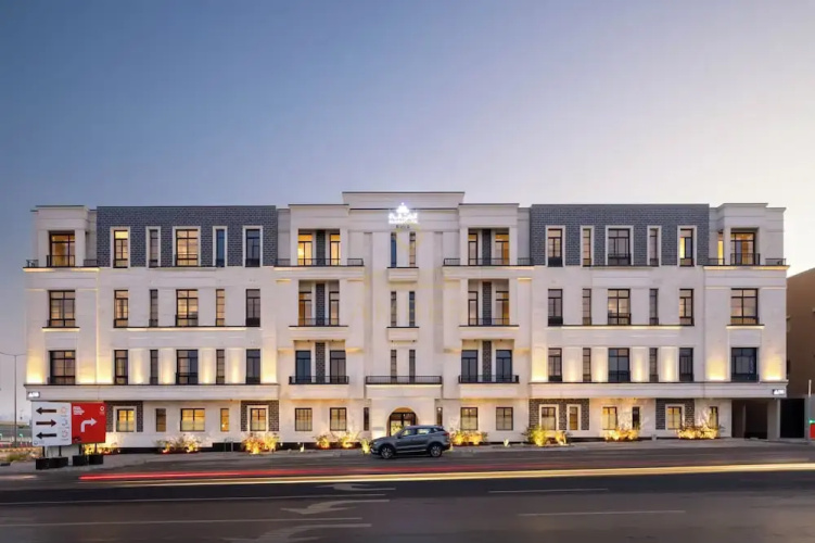 Amber Hospitality - BLVD