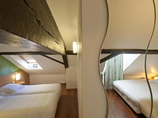 Standard Quadruple room