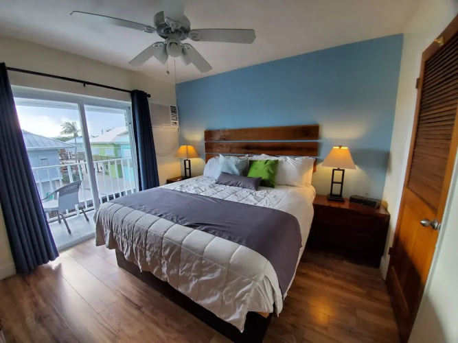 Knight's Key Suites