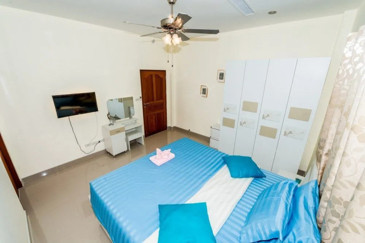Platinum Residence 10