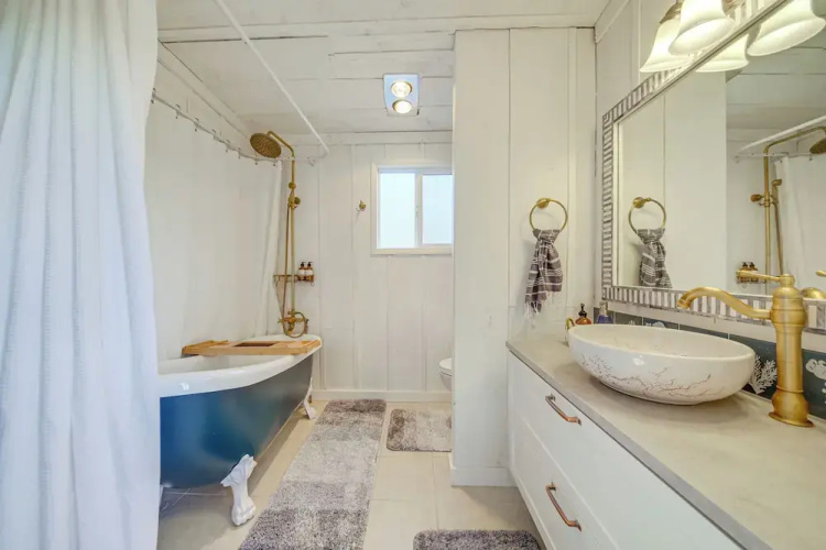 Sun-soaked Sandy Point Haven w/ Beach Access!