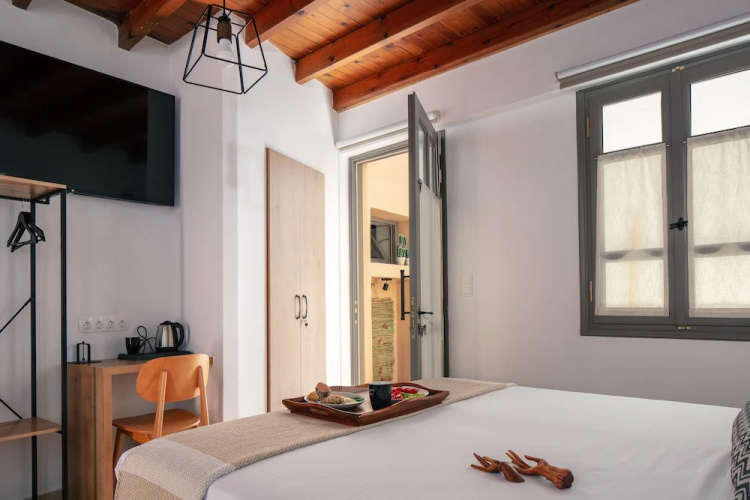 Gateway Suites