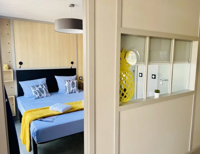 Grand room