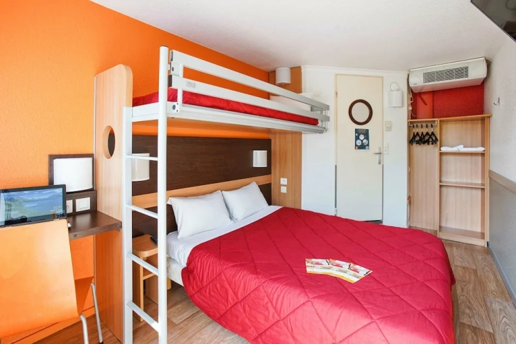 Comfort room
