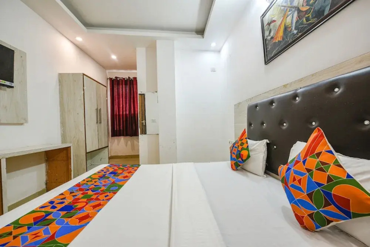 Fabhotel Glorify