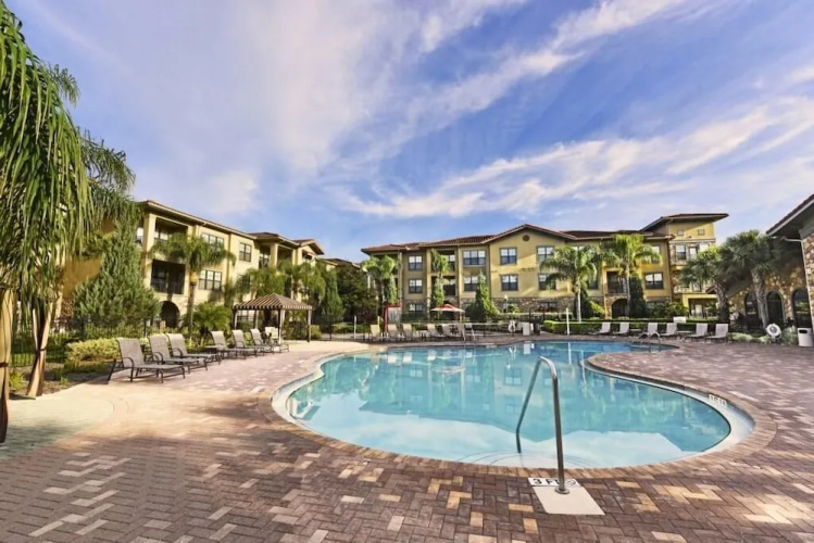 Superb 2Bed Bella Piazza Condo Nr Disney
