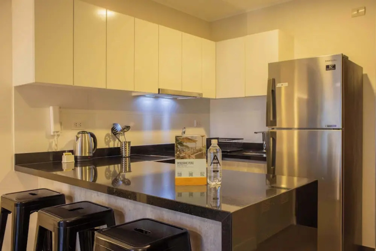 w Exceptional 1BR w Balcony in San Isidro
