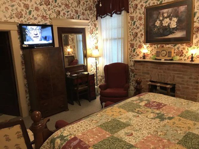 The Lattice Inn
