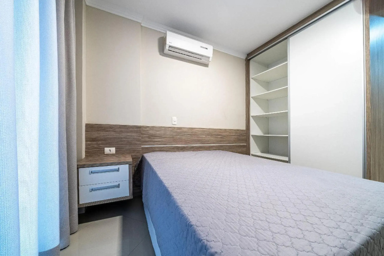 140 - Lindo apartamento com 03 dormitórios - Com Vista Mar!