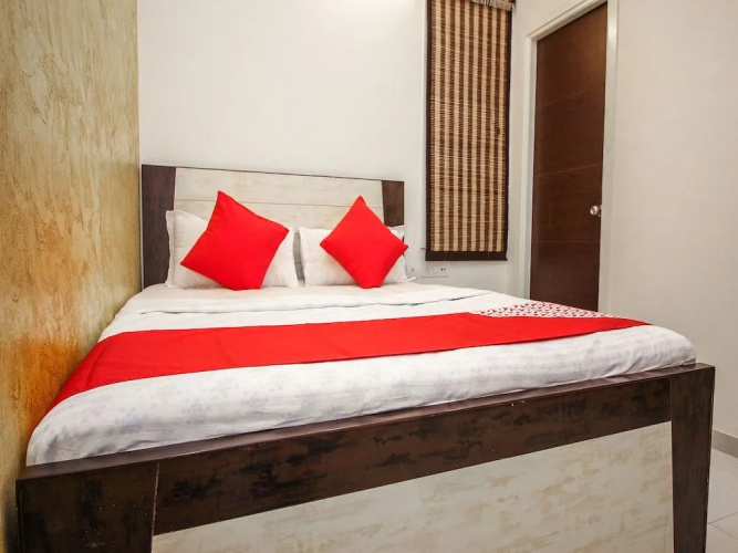 OYO 14891 Madhav Villa