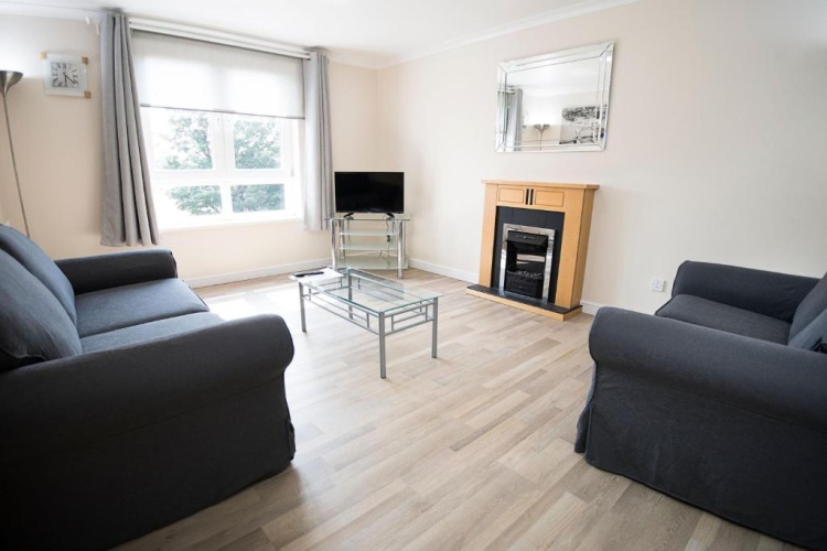2 Bedrooms Twin Apartment