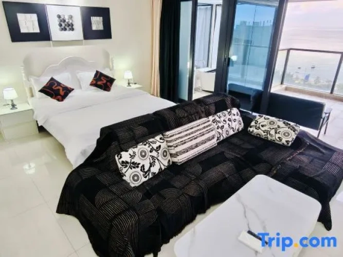 2 Bedrooms Twin Suite with sea view