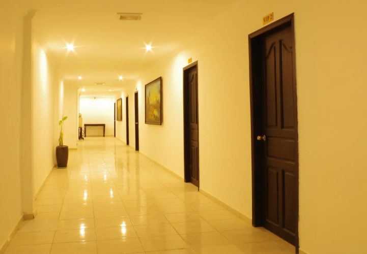 Windmill Hotel