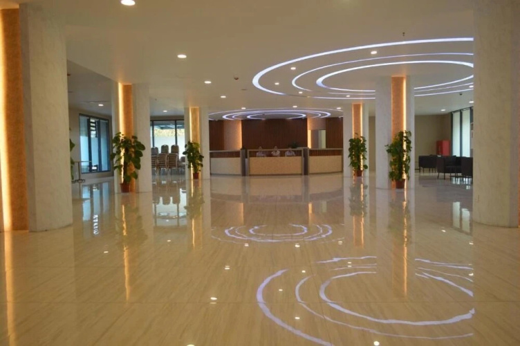 Airport Avenue Hotel