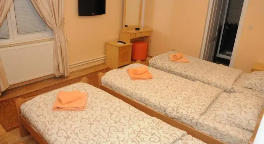 Villa Kaca