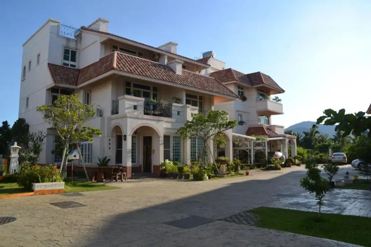 2 Bedrooms Villa with balcony and with view