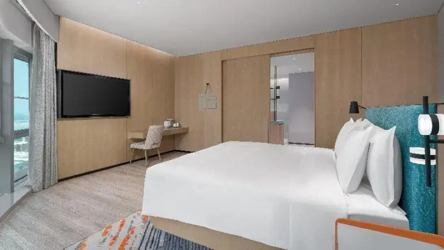 1 Bedroom Suite