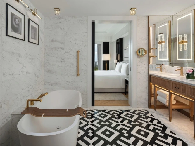 Premier Double Suite with pool view