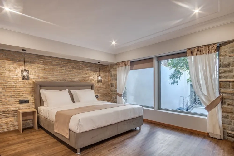 Quadruple Suite
