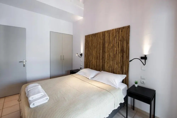 Drakatos Apartment 1B X