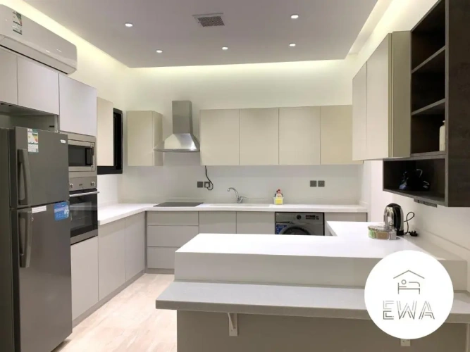 3 Bedrooms Apartment