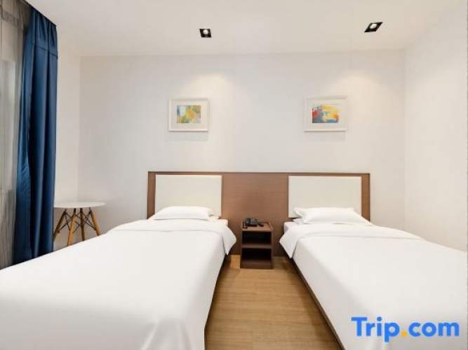 Economy Twin room