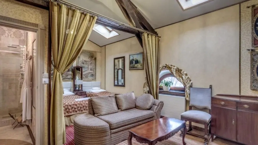 Deluxe Double room
