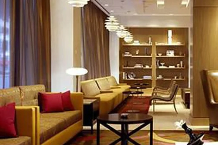 1 Bedroom Double Club Suite