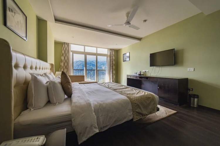 Standard Club room