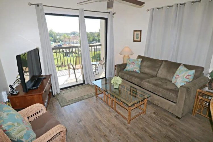 Ocean Village Club A32