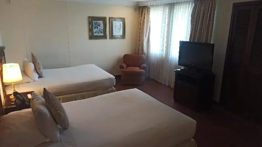 Standard Twin room with balcony