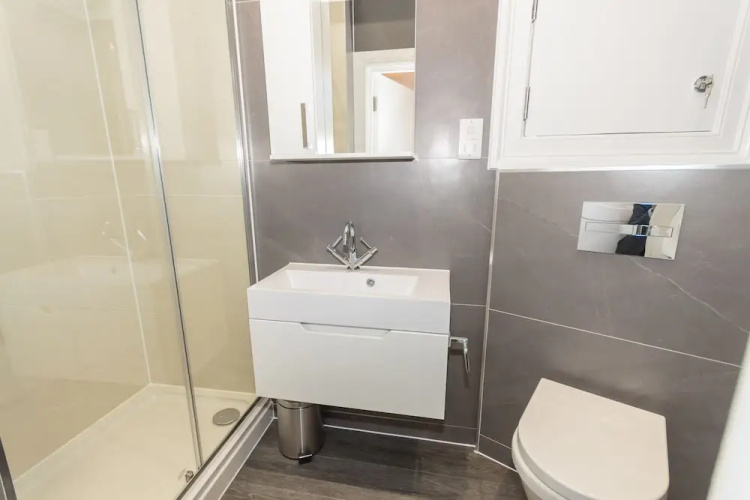 2 Bed - The Buckingham Suite