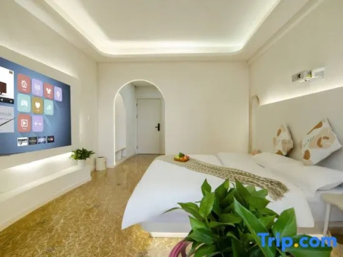 Standard room with view