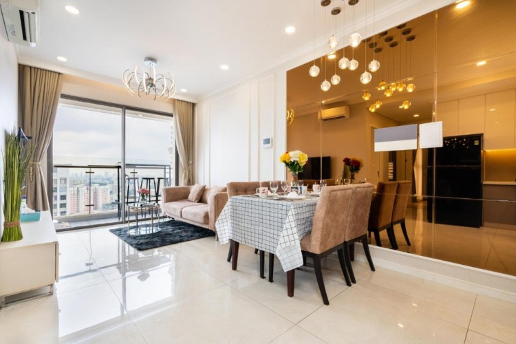 2 Bedrooms Apartment
