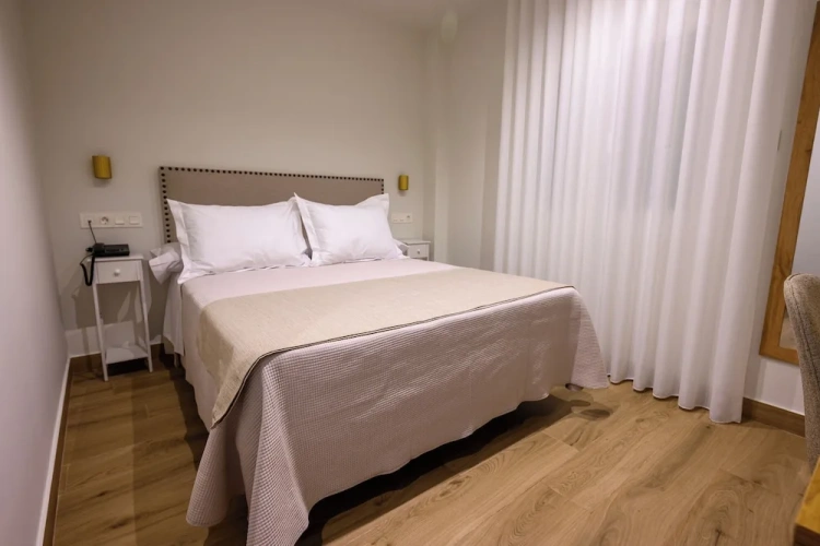 Economy Double room with city view