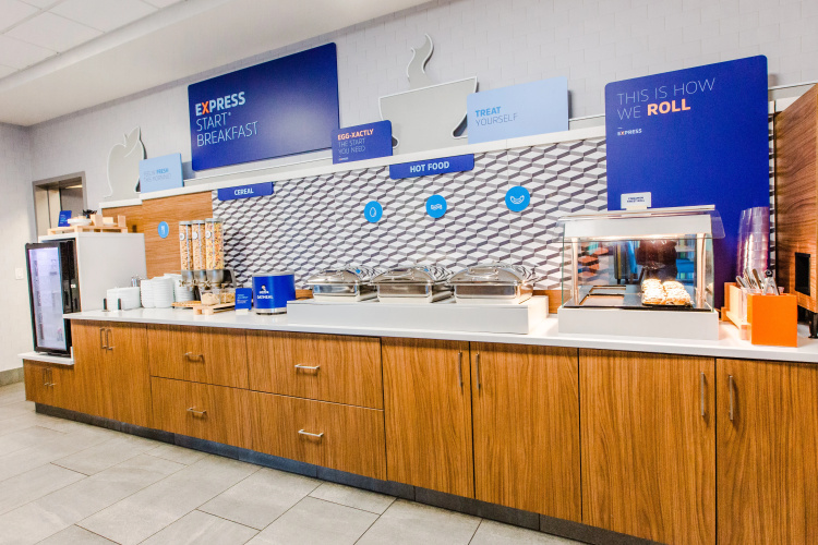 Holiday Inn Express & Suites West Edmonton-Mall Area photo 41