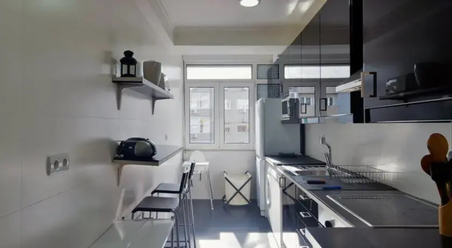 Feels Like Home - Av Novas Premium