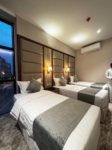 Standard Triple room with balcony