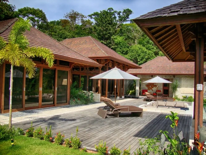 3 Bedrooms Deluxe Cottage
