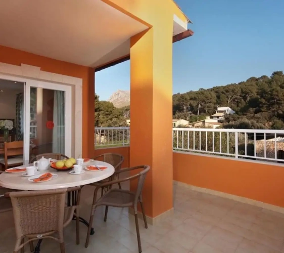 2 Bedrooms Family Apartment with pool view