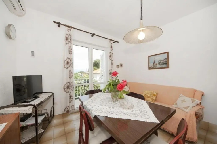 Apartments Sreca - 150m from beach