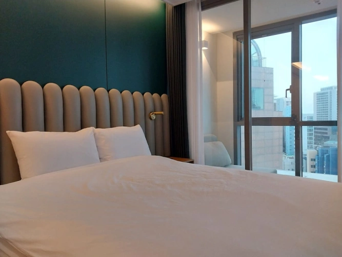 Grand Double room with balcony and with city view