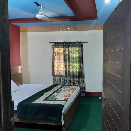 Gold Star Hotel