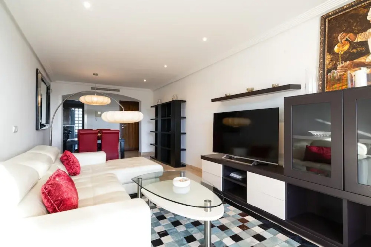 Beautiful Apartment With View